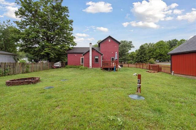 Builiding view twenty five for 308 State, Albion, MI. 49224