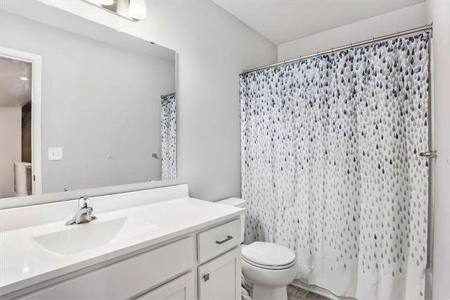 Builiding view twenty two for 330 Lotz, Wayland, MI. 49348