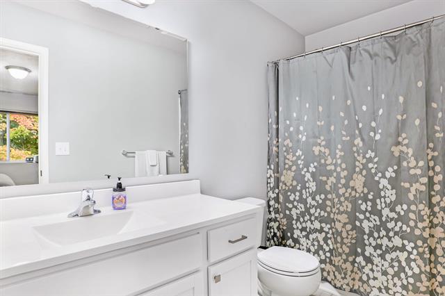 Builiding view twenty for 330 Lotz, Wayland, MI. 49348