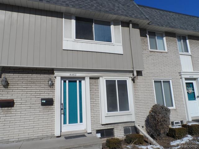 front view for 4460 15 Mile Road, Sterling Heights, Mi. 48310