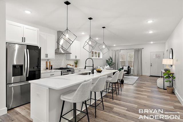 Builiding view eleven for 2555 River, Muskegon, MI. 49445