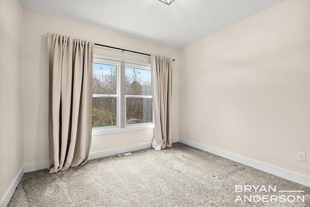 Builiding view twenty six for 2555 River, Muskegon, MI. 49445