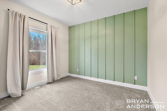 Builiding view twenty three for 2555 River, Muskegon, MI. 49445