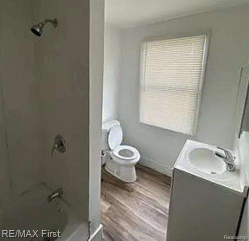 Builiding view thirteen for 9755 Nardin, Detroit, MI. 48204