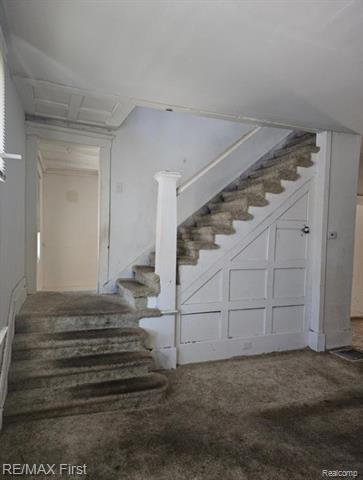 Builiding view three for 9755 Nardin, Detroit, MI. 48204