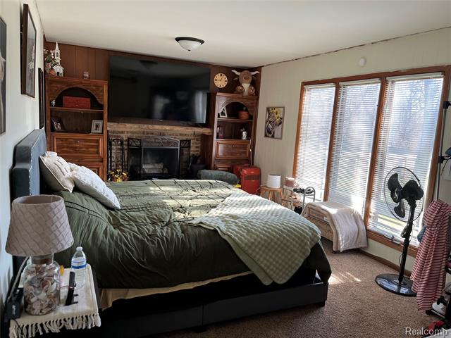 Builiding view five for 8368 E Lippincott Blvd, Davison, MI. 48423