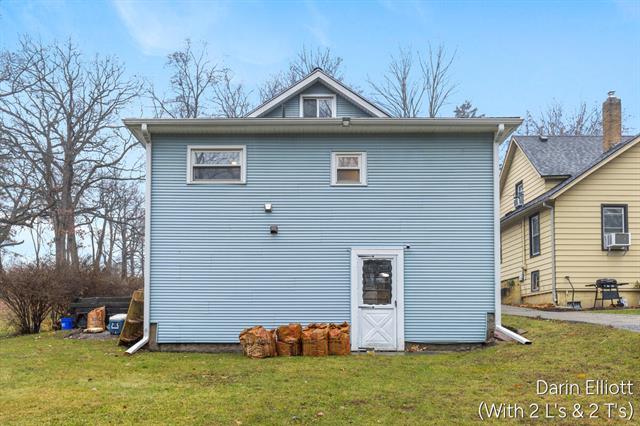 Builiding view thirty two for 240 Yeomans, Ionia, MI. 48846