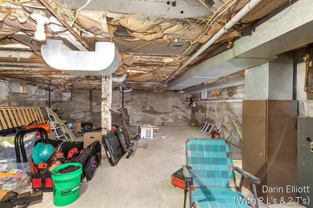 Builiding view twenty seven for 240 Yeomans, Ionia, MI. 48846