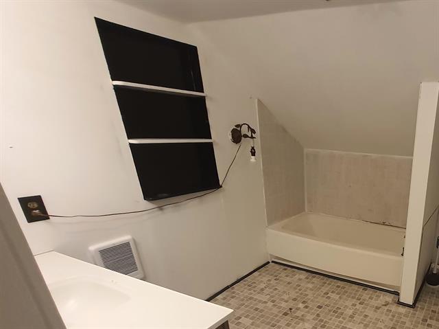 Builiding view eighteen for 324 15Th, Niles, MI. 49120