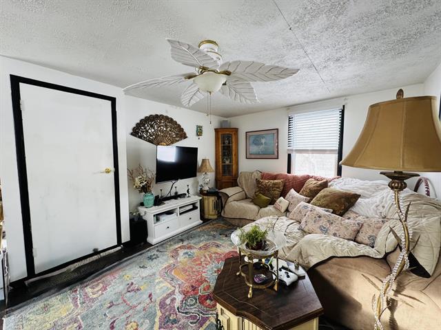 Builiding view six for 324 15Th, Niles, MI. 49120