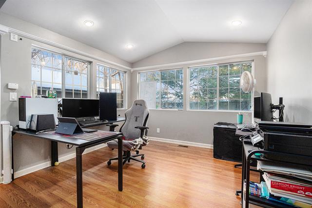 Builiding view eight for 211 St Joseph, Niles, MI. 49120