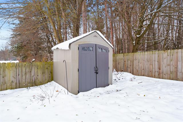 Builiding view eight for 259 Bradley, Battle Creek, MI. 49017