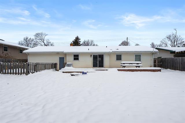 Builiding view seven for 259 Bradley, Battle Creek, MI. 49017