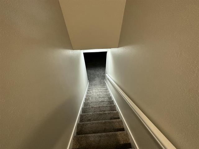 Builiding view nine for 603 Catherine, Muskegon, MI. 49442