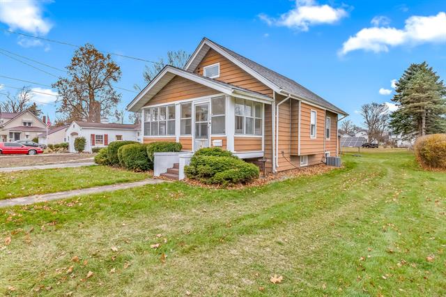 Builiding view two for 230 Compton, Bronson, MI. 49028