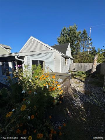 Builiding view five for 1238 Genesee, Burton, MI. 48509