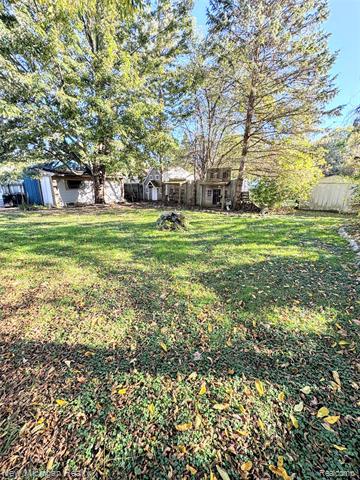 Builiding view thirty eight for 1238 Genesee, Burton, MI. 48509