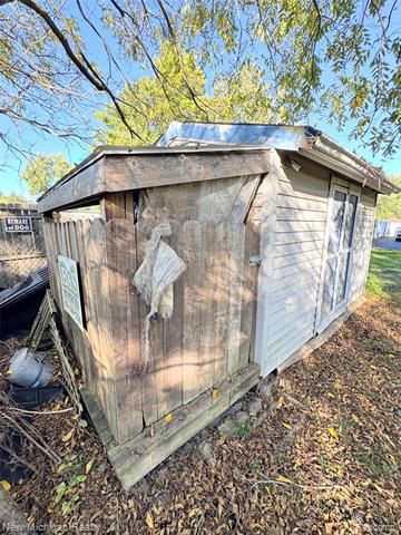 Builiding view thirty six for 1238 Genesee, Burton, MI. 48509