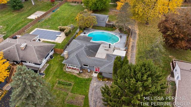 Builiding view fifty three for 501 Oakleigh, Grand Rapids, MI. 49504