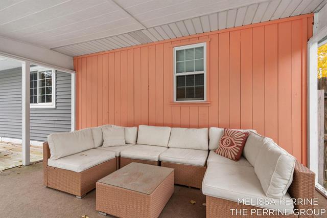 Builiding view forty six for 501 Oakleigh, Grand Rapids, MI. 49504