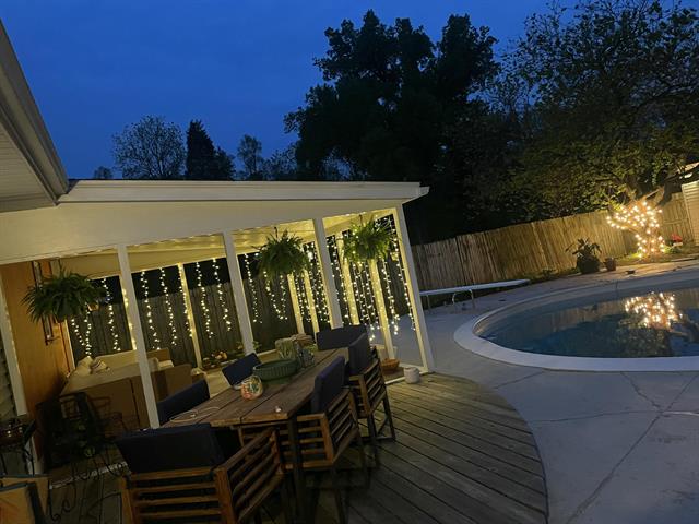 Builiding view four for 501 Oakleigh, Grand Rapids, MI. 49504