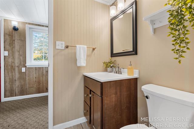 Builiding view twenty six for 501 Oakleigh, Grand Rapids, MI. 49504