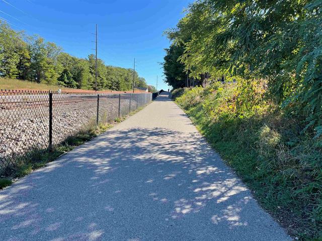 Builiding view forty one for 225 Seventeenth Street, Traverse City, MI. 49684