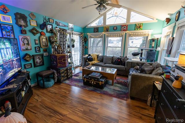 Builiding view one for 6358 Yorkshire North Riding Road, Flint, MI. 48532