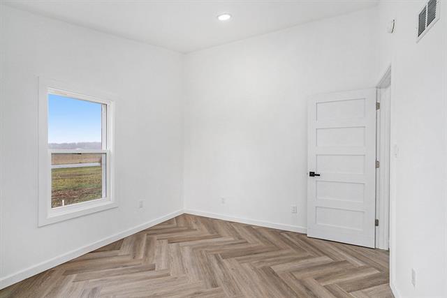 Builiding view fifteen for 71599 Stateline, Edwardsburg, MI. 49112