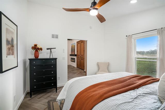 Builiding view nine for 71599 Stateline, Edwardsburg, MI. 49112