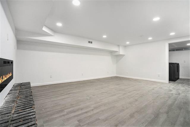 Builiding view twenty one for 71599 Stateline, Edwardsburg, MI. 49112