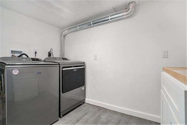 Builiding view twenty two for 71599 Stateline, Edwardsburg, MI. 49112