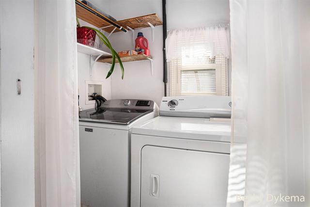 Builiding view eleven for 5738 Mount Vernon, Portage, MI. 49024