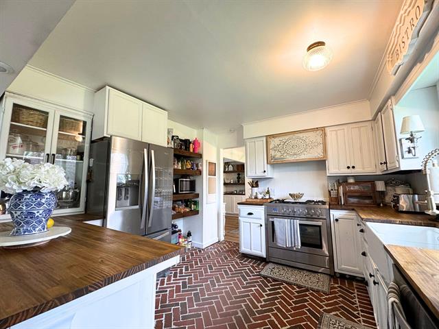 Builiding view eleven for 4074 Libbie, Clio, MI. 48420