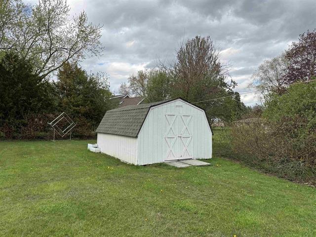 Builiding view thirty three for 4074 Libbie, Clio, MI. 48420
