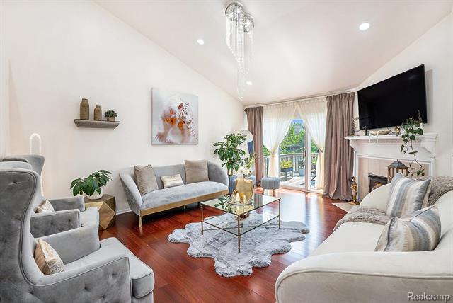 Builiding view eight for 5477 Victory, Sterling Heights, MI. 48310