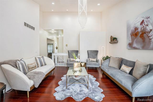 Builiding view ten for 5477 Victory, Sterling Heights, MI. 48310