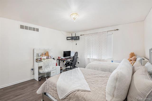 Builiding view twenty two for 5477 Victory, Sterling Heights, MI. 48310