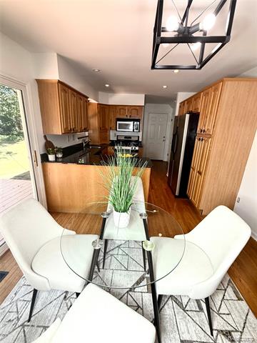 Builiding view ten for 1369 Flamingo, Wixom, MI. 48393