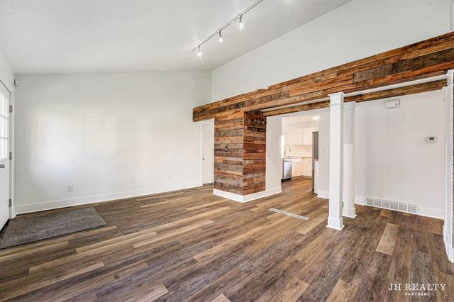 Builiding view seven for 2027 Joan, Grand Rapids, MI. 49505