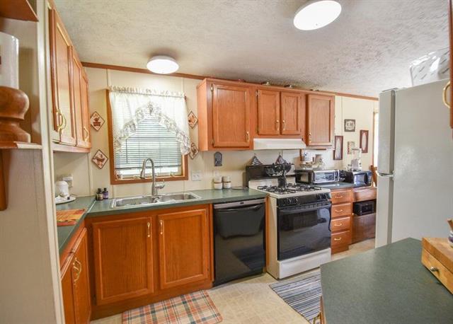 Builiding view twenty six for 493 Richard, Quincy, MI. 49082