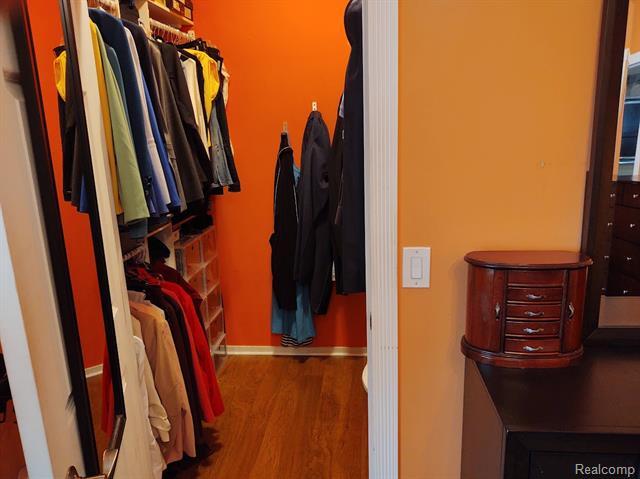 Builiding view eight for 1432 Pond View, Wixom, MI. 48393