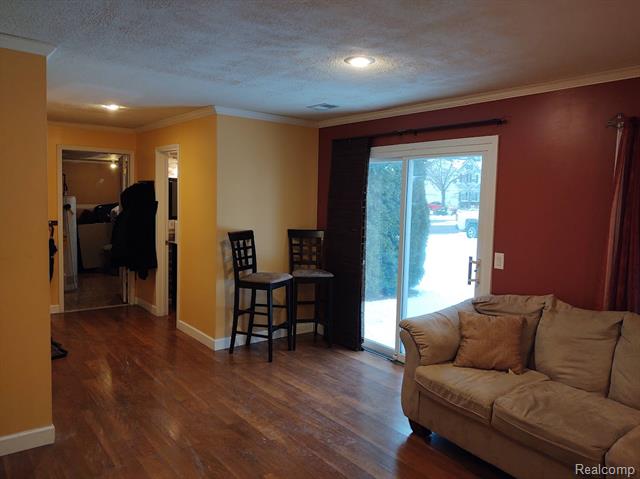 Builiding view sixteen for 1432 Pond View, Wixom, MI. 48393