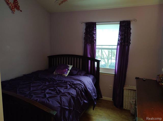 Builiding view ten for 1432 Pond View, Wixom, MI. 48393