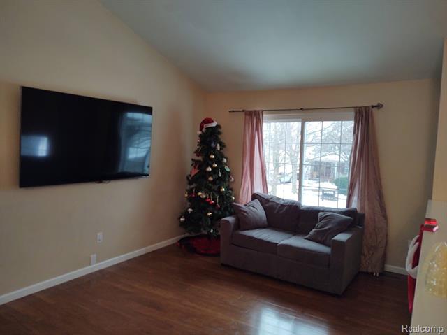 Builiding view three for 1432 Pond View, Wixom, MI. 48393