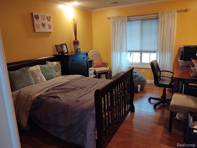 Builiding view twelve for 1432 Pond View, Wixom, MI. 48393