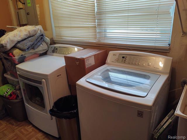 Builiding view twenty for 1432 Pond View, Wixom, MI. 48393