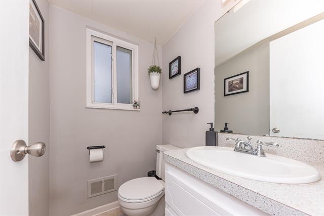 Builiding view eight for 1470 Nightingale, Wixom, MI. 48393