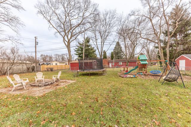 Builiding view thirty seven for 1470 Nightingale, Wixom, MI. 48393