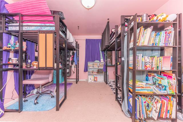 Builiding view twenty five for 1470 Nightingale, Wixom, MI. 48393